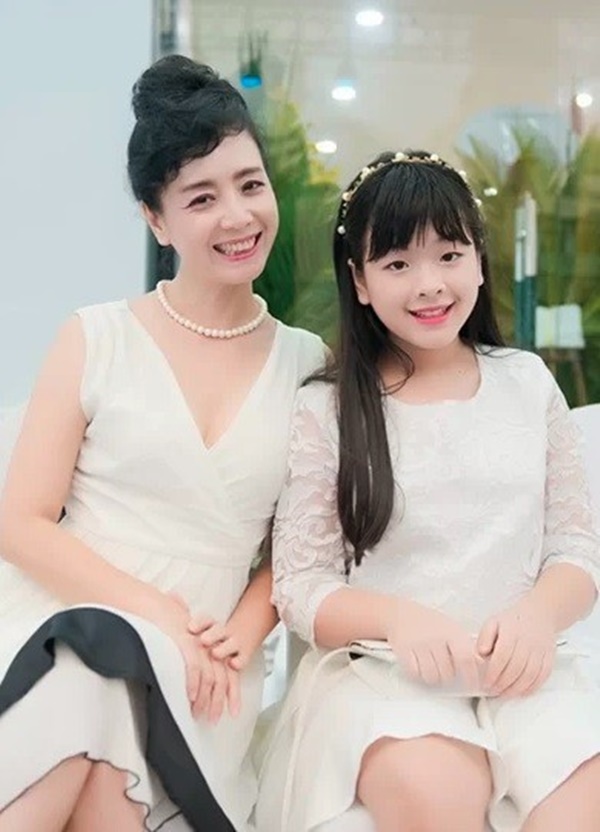 Ngỡ ngàng với diện mạo xinh đẹp của các ái nữ nhà sao Việt: Toàn là những mỹ nhân hàng đầu, sở hữu cuộc sống sang chảnh ai cũng ghen tị-18