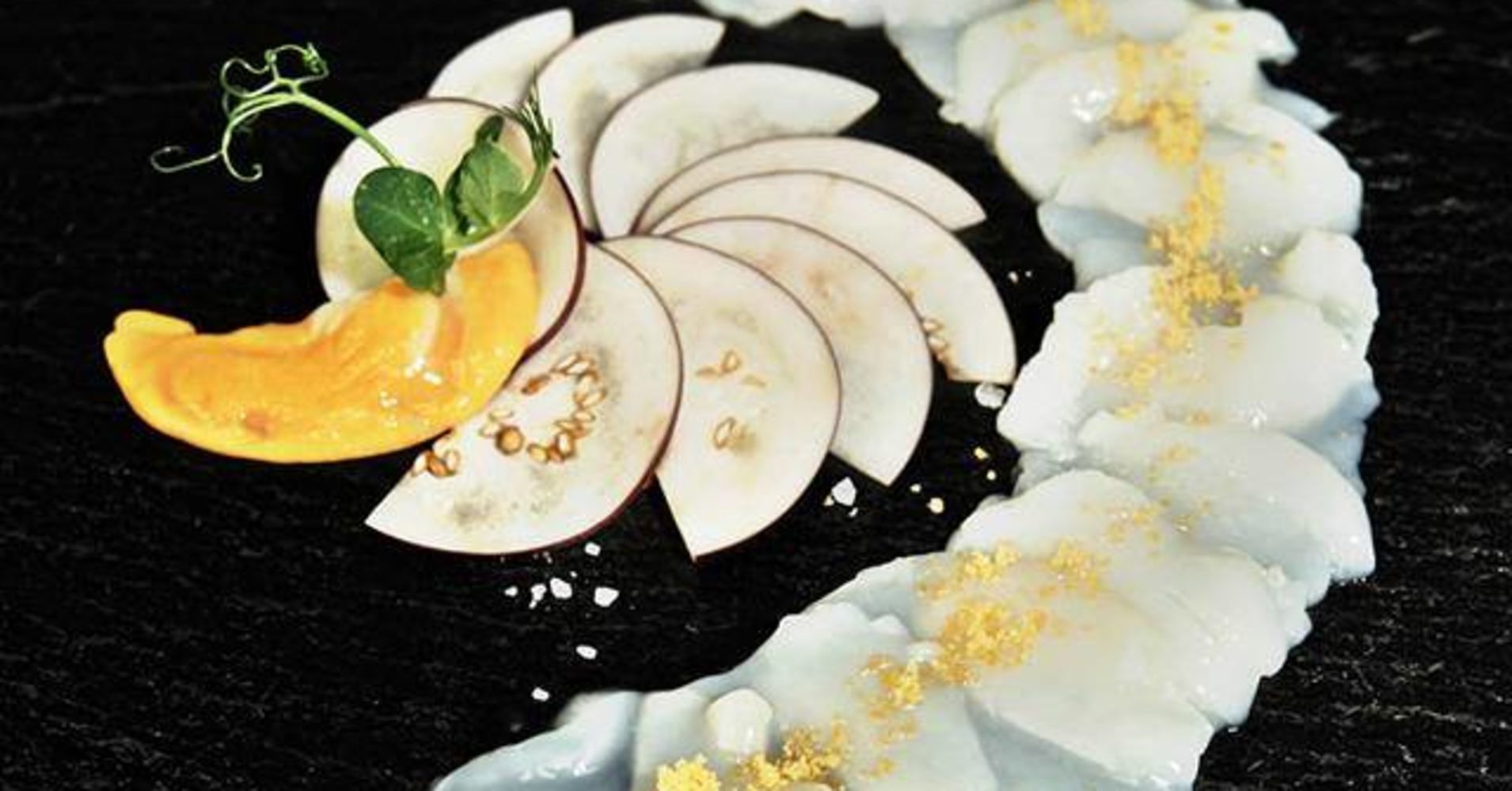 Hộp ngọc trai đen giá 2,3 tỷ/kg, đại gia ăn với bánh mỳ bơ-1