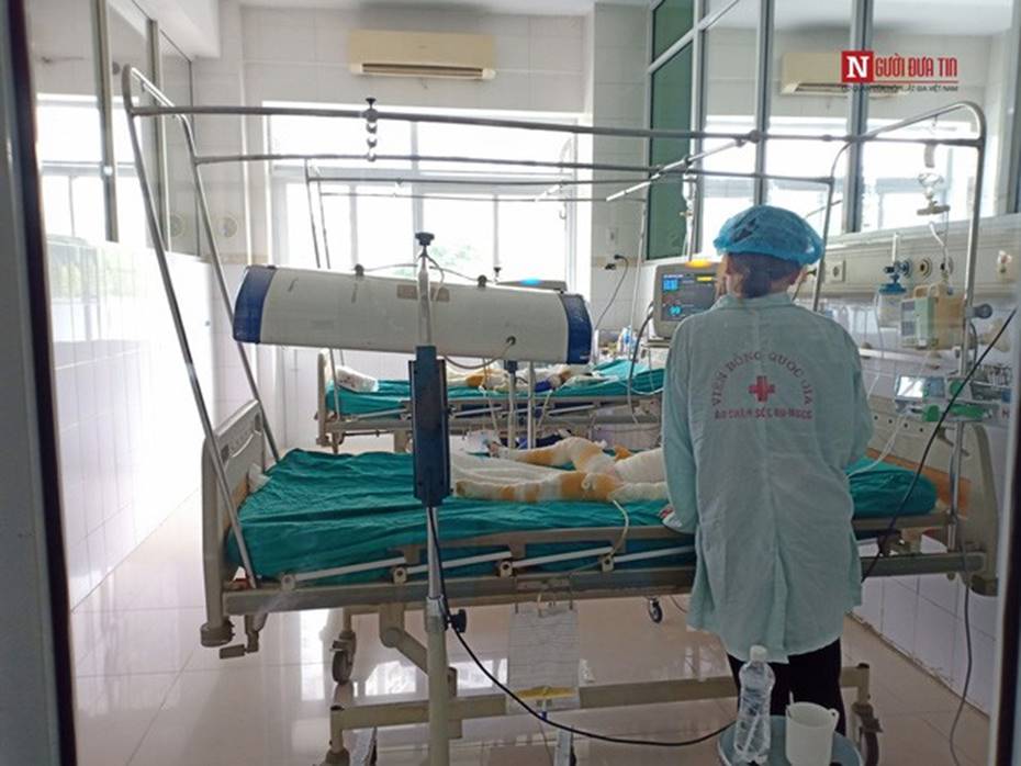 Vụ cô giáo đốt cồn dạy phòng chống cháy nổ: Nghẹn ngào lời kể của người mẹ trẻ-1