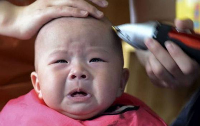 Biết sự thật này nhiều mẹ sẽ không dám cạo trọc đầu cho con vào mùa hè nữa-1