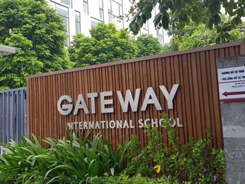 Trường Gateway, Sakura họp khẩn phụ huynh sau vụ học sinh lớp 1 bị tử vong trên xe đưa đón
