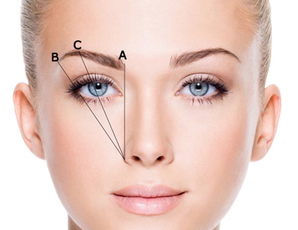 Ế show, Hoa hậu HHen Niê trổ tài tỉa lông mày cho bạn khiến ai cũng hoang mang-12