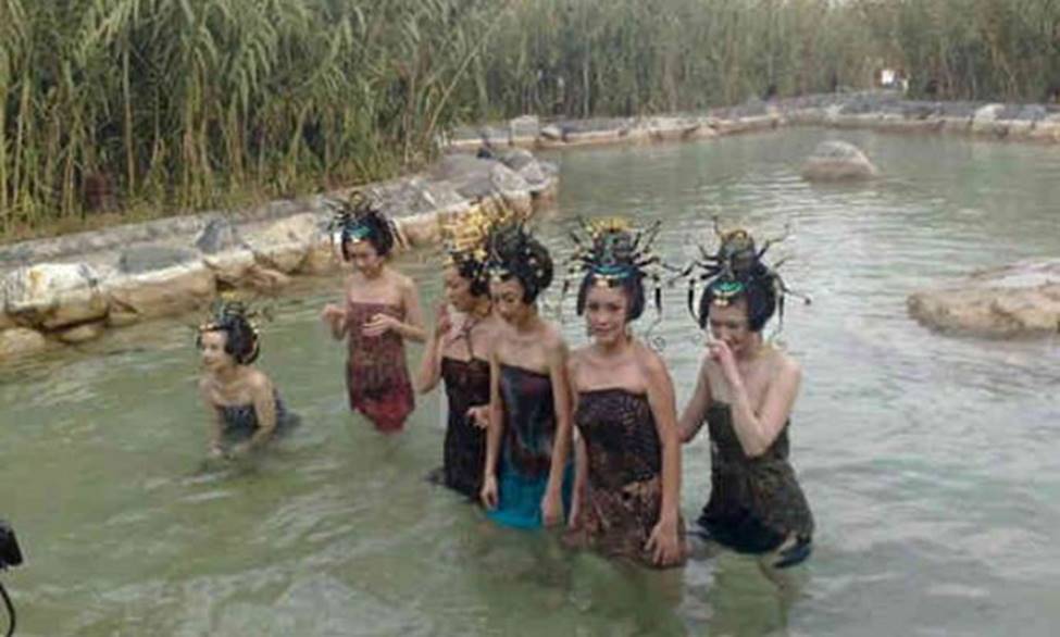 Loạt ảnh hậu trường quý hiếm của Tây Du Ký 1986 tiết lộ nhiều bí mật-10