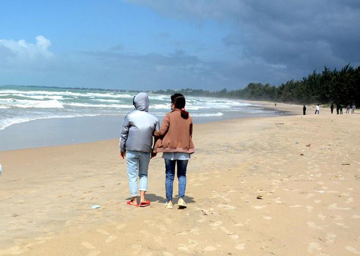 4 người đuối nước ở Bình Thuận: Thương tâm vợ thoát nạn ngóng chồng-1