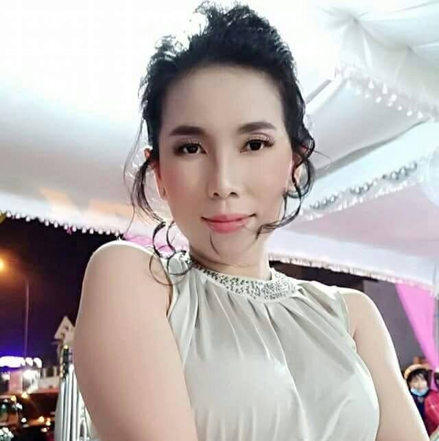 Ngất ngây với những tác phẩm hoa đẹp từng centimet dành riêng cho mùa Vu Lan khiến MXH phát sốt-10