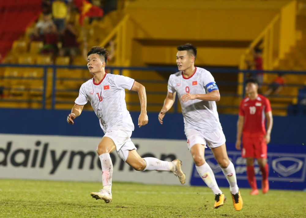 U18 Việt Nam thắng tưng bừng U18 Singapore, chờ đại chiến Thái Lan-7