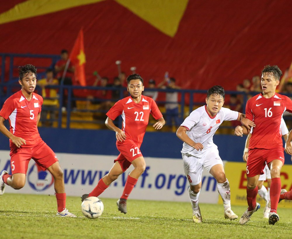 U18 Việt Nam thắng tưng bừng U18 Singapore, chờ đại chiến Thái Lan-8
