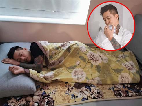 Đi diễn về giữa đêm vẫn luôn tay làm điều này cho vợ con, Tuấn Hưng được khen là ông chồng quốc dân-4