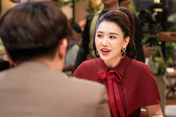 Hari Won tiết lộ từng muốn tự tử, áp lực chuyện sinh con và khẳng định: Cưới Trấn Thành, tôi như búp bê sống-3