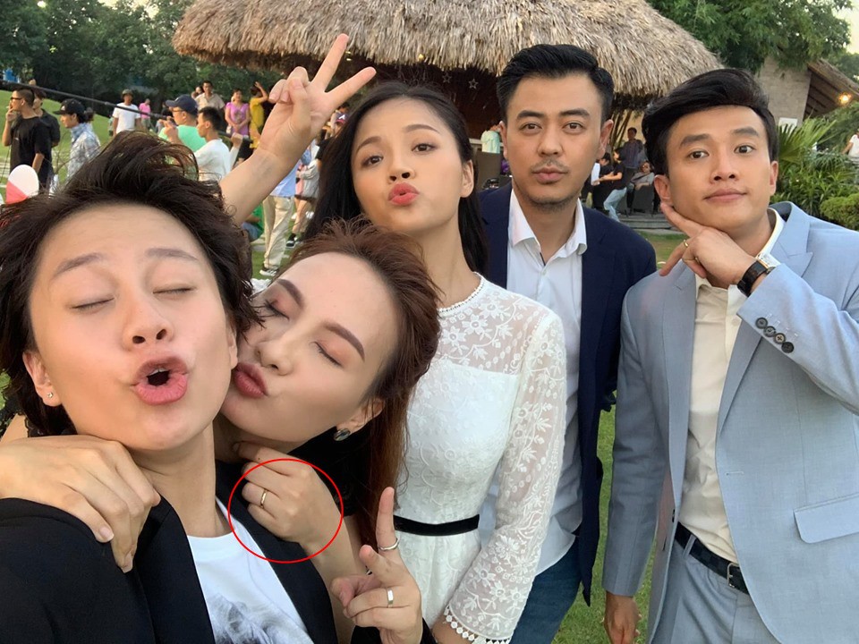 Về nhà đi con: Fan soi ra chi tiết nhỏ chứng minh Vũ - Thư yêu lại từ đầu trong tập cuối-1