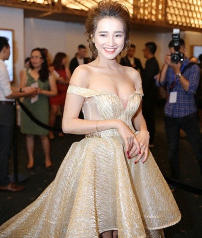 Nhã Phương không nghe lời phụ huynh, Bảo Thy phá lời thề ngày càng gợi cảm-4