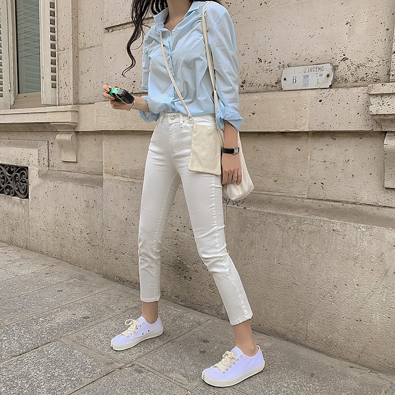 4 món đồ jeans bạn nên tậu gấp để bước vào mùa thu với style trẻ xinh và siêu cấp sành điệu-12