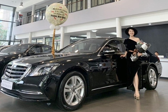 Dàn diễn viên phim Về nhà đi con sở hữu từ xe bình dân đến xe sang-5