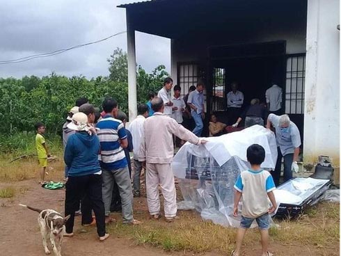Lời khai của nghịch tử thiêu sống mẹ trong cơn ngáo đá: Tưởng mẹ là chiếc áo đang bay giữa nhà-3