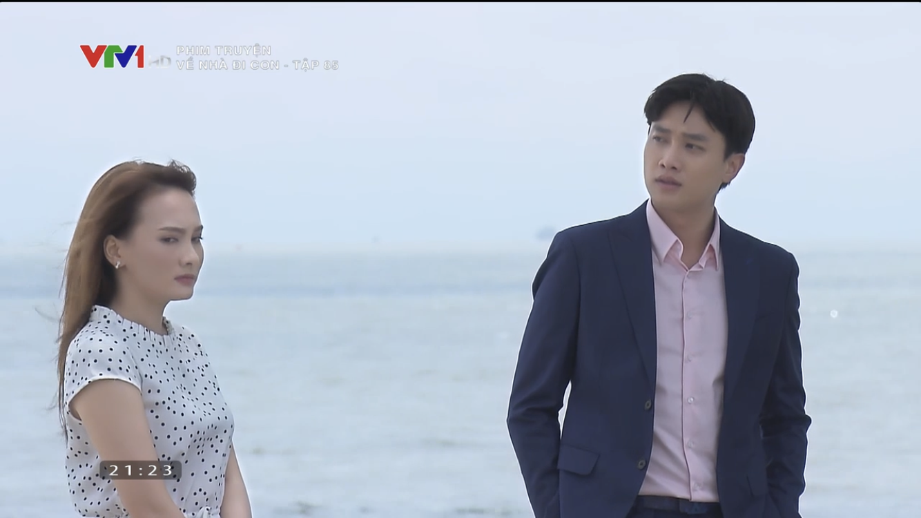 Về nhà đi con kết thúc viên mãn khiến khán giả bật khóc: Vũ quỳ dưới chân Thư sau khi lừa vợ cũ ở phút 89-1