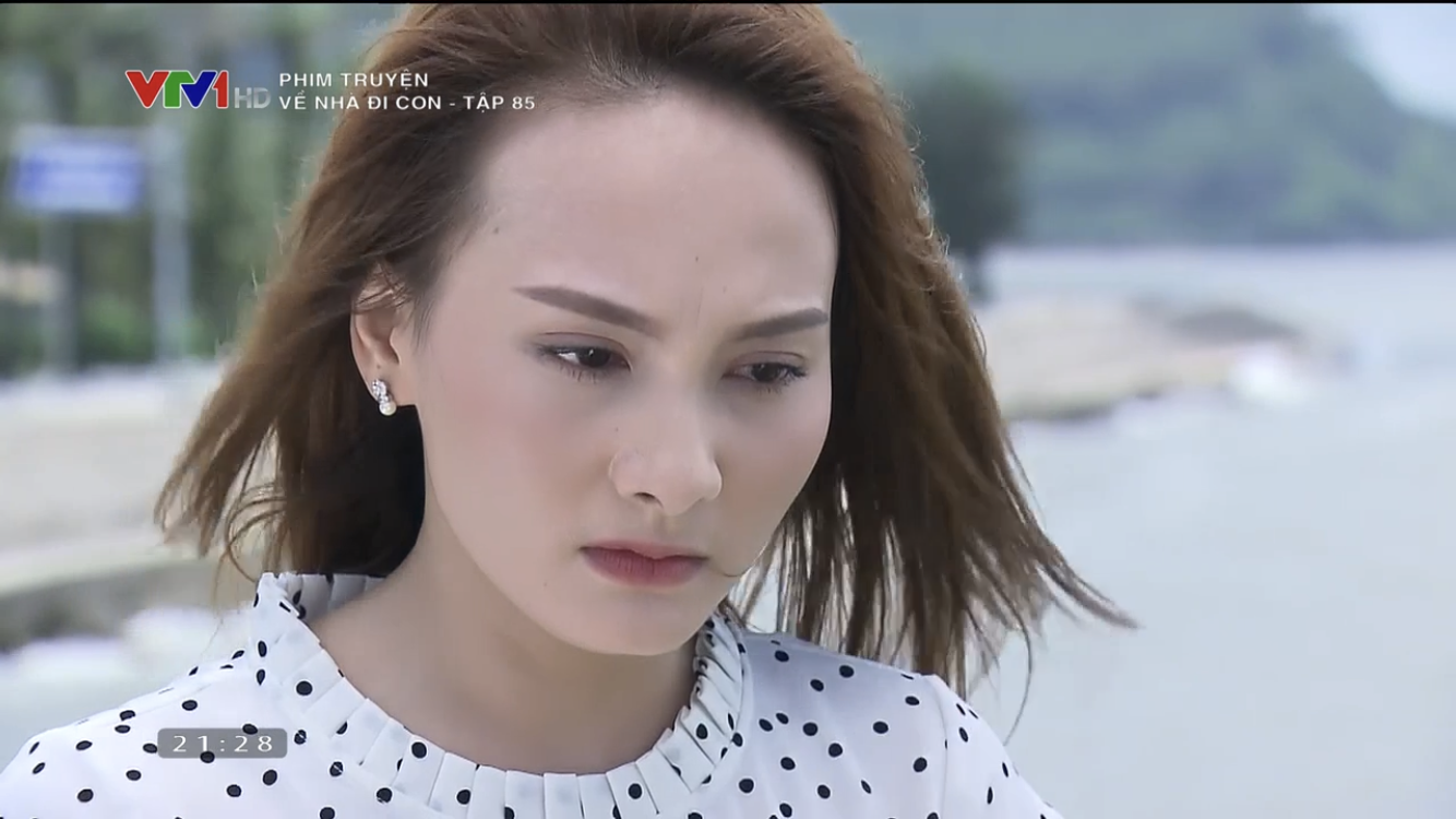 Về nhà đi con kết thúc viên mãn khiến khán giả bật khóc: Vũ quỳ dưới chân Thư sau khi lừa vợ cũ ở phút 89-5