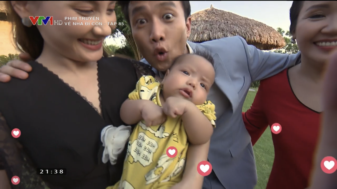 Về nhà đi con kết thúc viên mãn khiến khán giả bật khóc: Vũ quỳ dưới chân Thư sau khi lừa vợ cũ ở phút 89-13