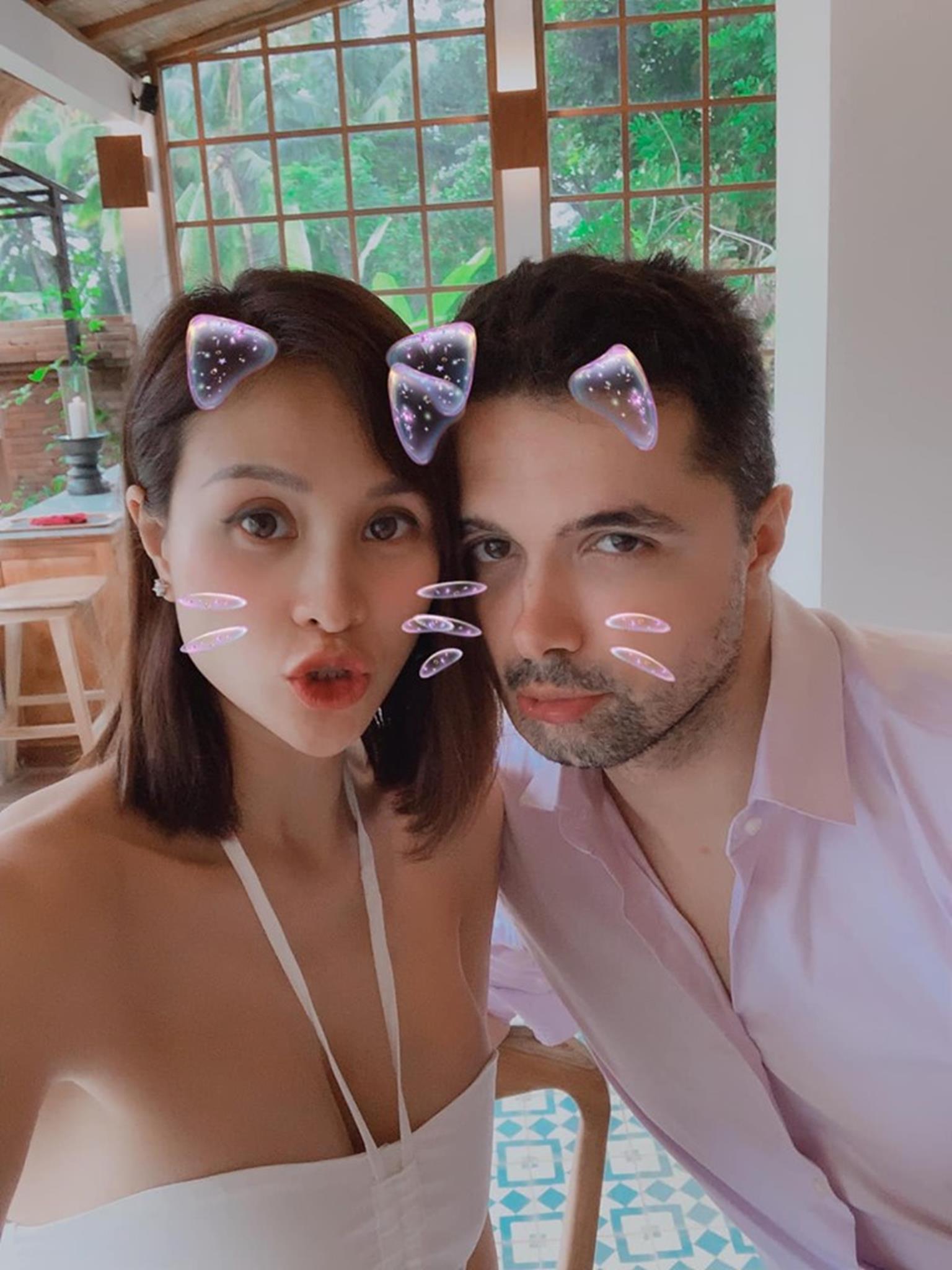 MC Phương Mai mang bầu 6 tháng vẫn mặc bikini khoe dáng đẹp hút mắt-10