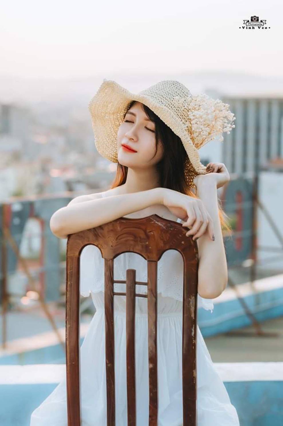 Nữ sinh Bách Khoa gây xôn xao vì đẹp mong manh trong bộ áo quần đồng phục, xem đến ảnh đời thường càng xuất sắc hơn-12