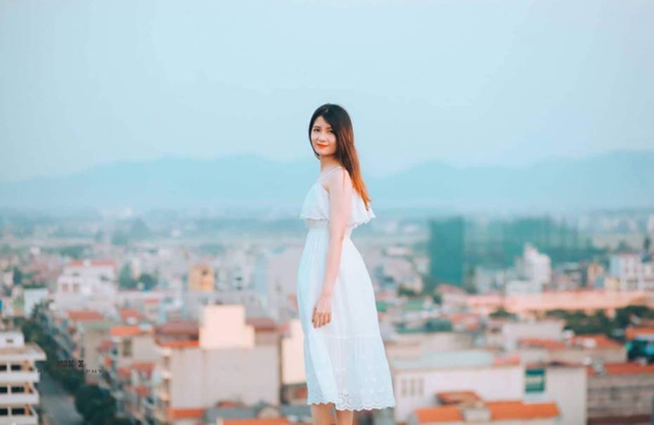 Nữ sinh Bách Khoa gây xôn xao vì đẹp mong manh trong bộ áo quần đồng phục, xem đến ảnh đời thường càng xuất sắc hơn-17