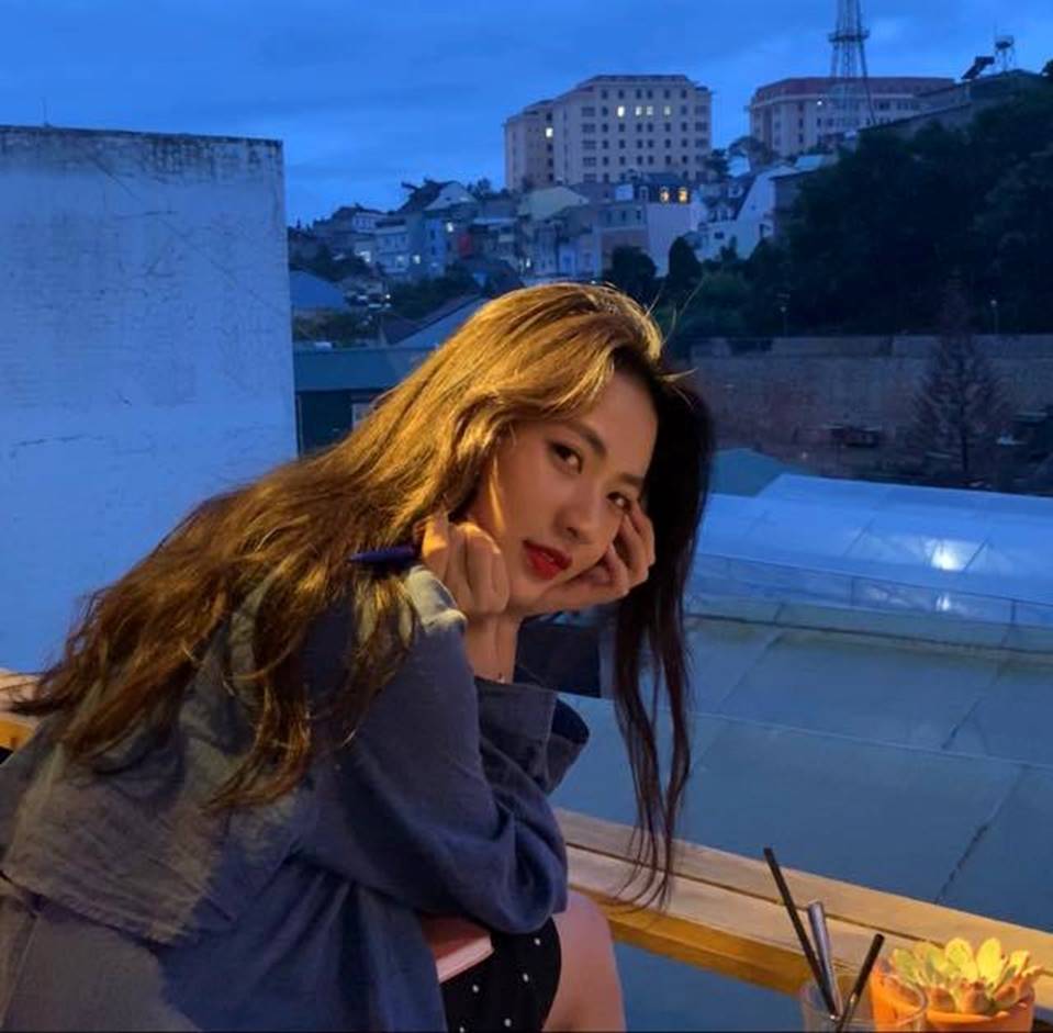 Nữ diễn viên Việt gây bất ngờ vì quá giống mỹ nhân Chiếc lá cuốn bay-6