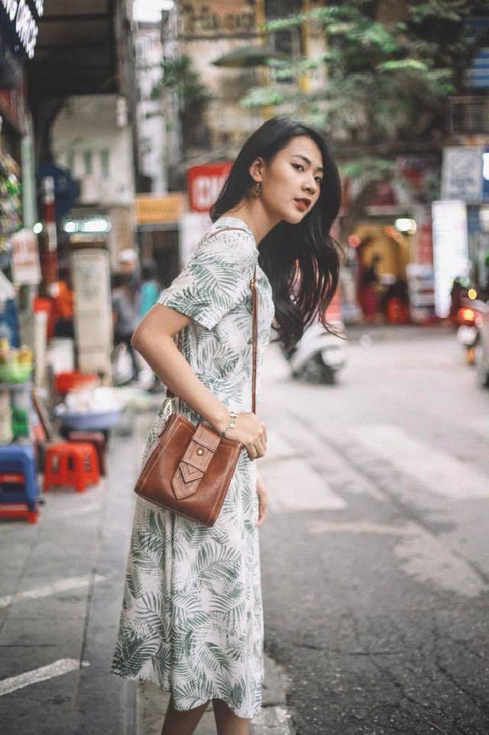 Nữ diễn viên Việt gây bất ngờ vì quá giống mỹ nhân Chiếc lá cuốn bay-10