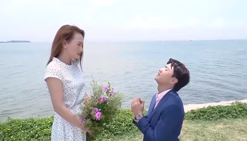 Về nhà đi con: Không phải khung cảnh lãng mạn hay lời sến súa của Vũ, chiếc ô mới là thứ được quan tâm nhất lúc cầu hôn-5