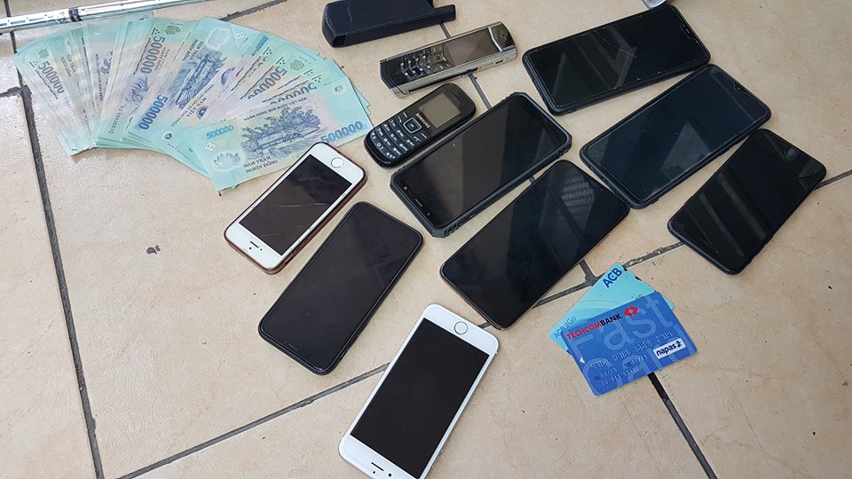 Sau Khá Bảnh đến lượt đàn anh Quang Rambo bị bắt giữ vì cầm đầu nhóm đòi nợ thuê-3