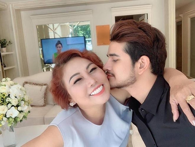 Hé lộ đời thực của chàng bác sĩ đẹp như trai Tây tình tứ với Siu Black-1