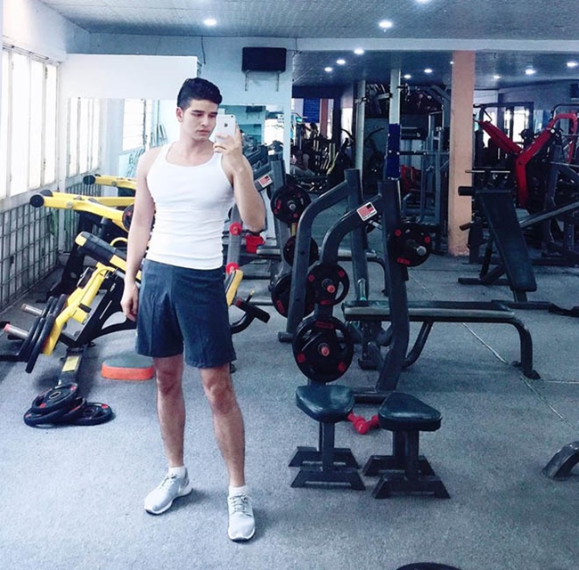 Hé lộ đời thực của chàng bác sĩ đẹp như trai Tây tình tứ với Siu Black-17