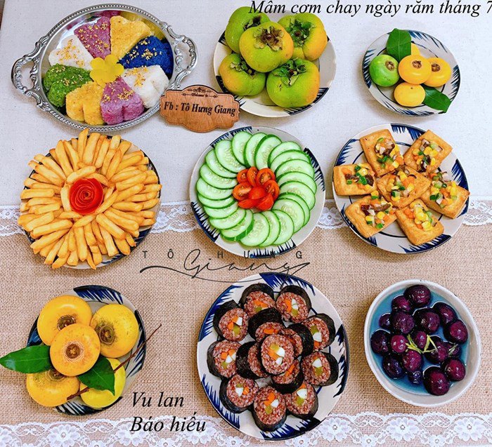 Chị em chia sẻ mâm cỗ cúng Rằm tháng 7 nhiều màu sắc ngập tràn mạng xã hội-3