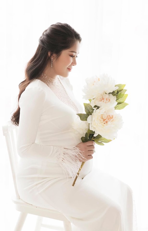 Sát ngày nhảy ổ, Lê Phương nghẹn ngào chia sẻ về số phận trái ngược của Cà Pháo và em bé sắp chào đời-1