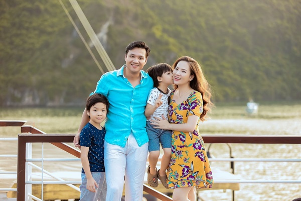 Hai con đã lớn, Khải Anh công khai giục Đan Lê đẻ tiếp thôi-4