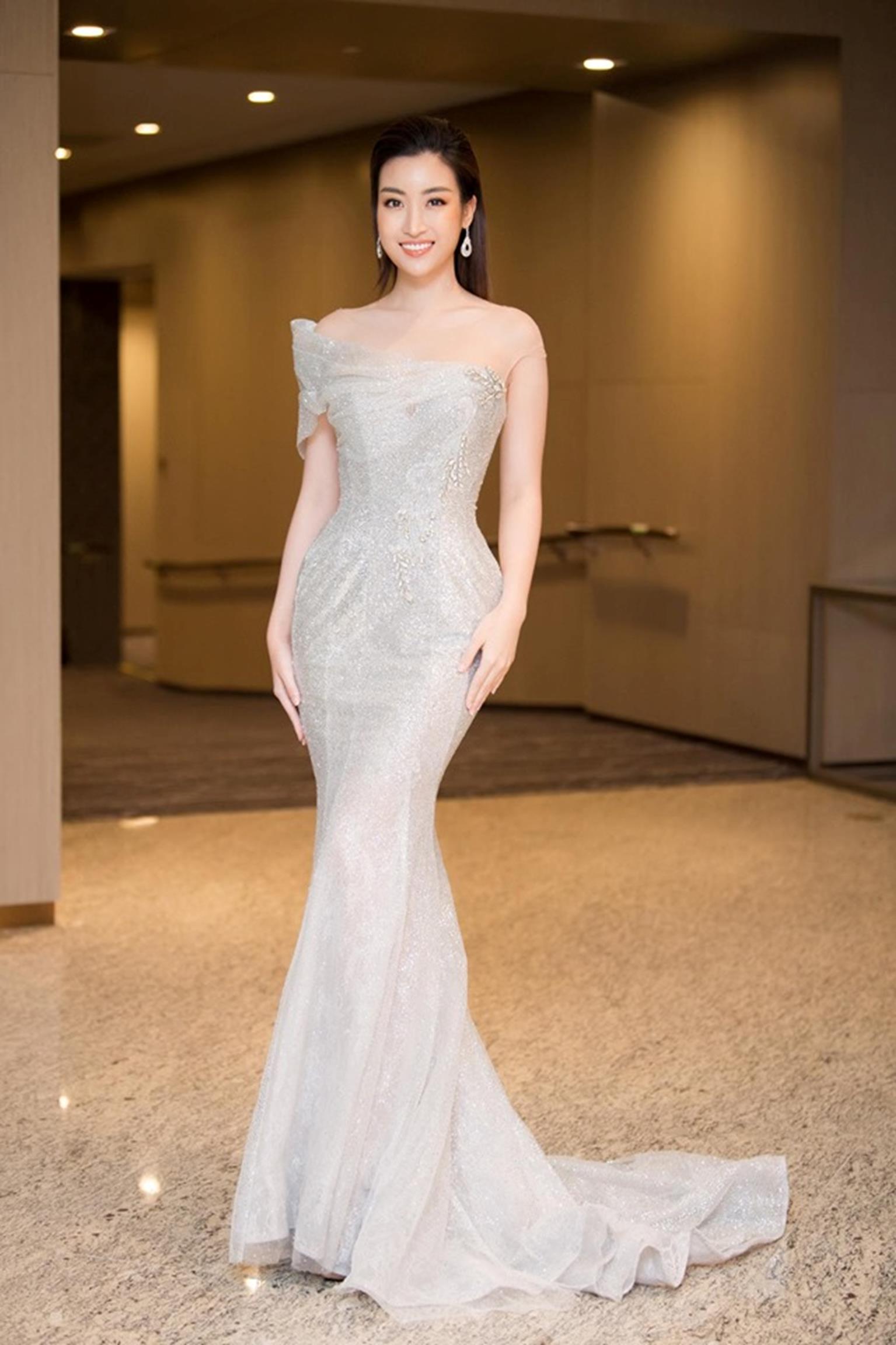 Hoa hậu Đỗ Mỹ Linh mặc đẹp tựa nữ thần, phớt lờ ồn ào bủa vây?-4