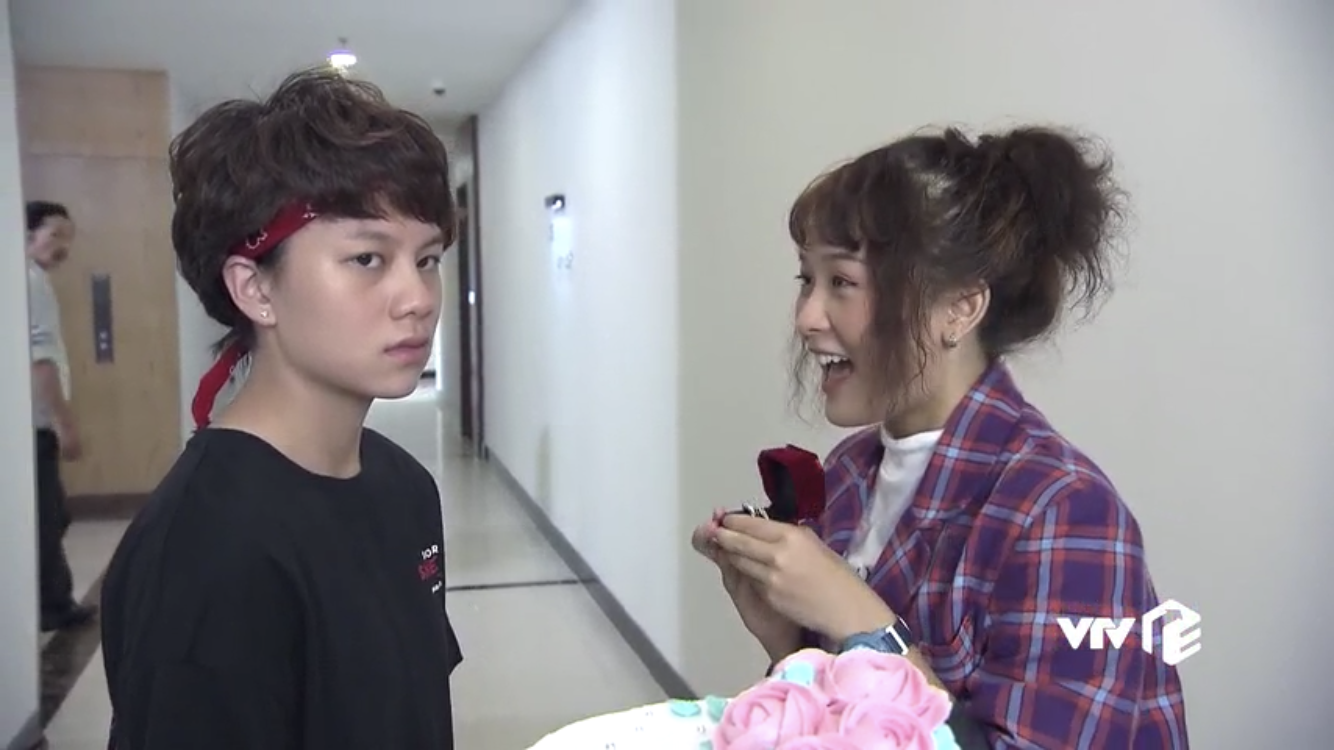 Về nhà đi con: Dương ụp bánh kem vào mặt gái xinh sau khi bị cướp mất nụ hôn đầu đời ngay trước mắt bố Sơn-2