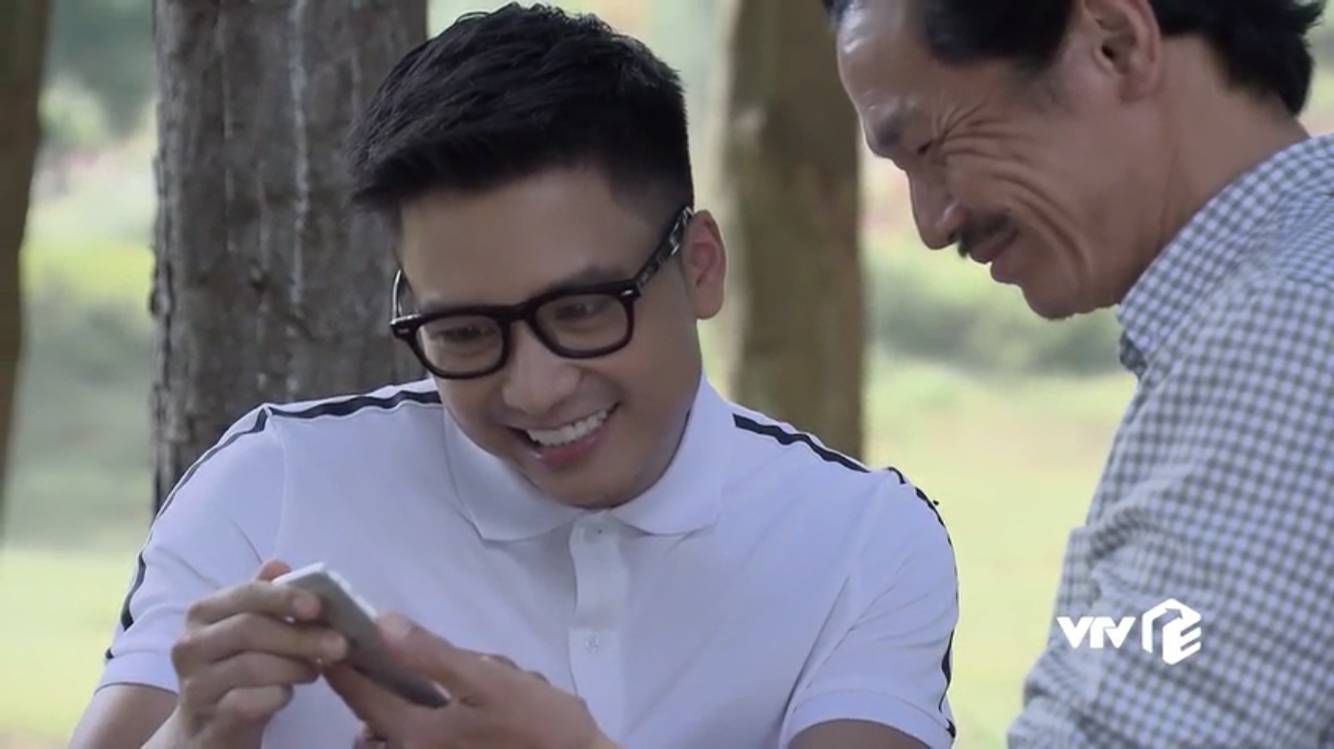 Về nhà đi con: Cười đau bụng xem cảnh ông Sơn tâng bốc Vũ trước mặt tình cũ của Thư-4