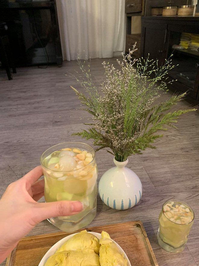 Xoá nghi vấn ghét nhau, Quế Vân mời vợ cũ Việt Anh đến nhà ăn cỗ đẹp như nhà hàng-11