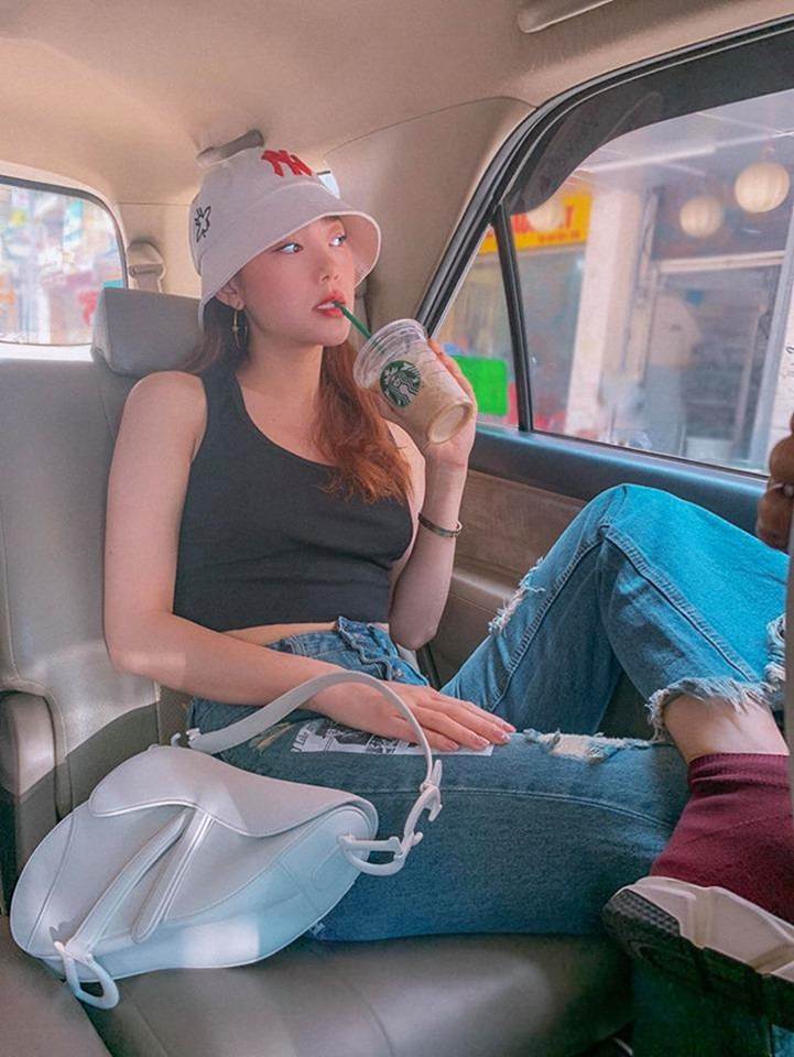 Minh Hằng đăng ảnh thanh xuân, được khen nhan sắc ở tuổi 32-5