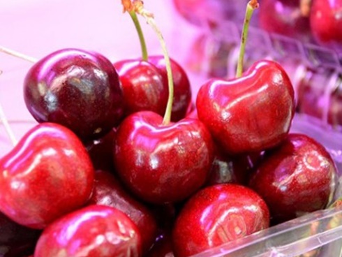 Thấy tem dán trên trái cây bắt đầu bằng số này, chị em chớ dại mà mua-3