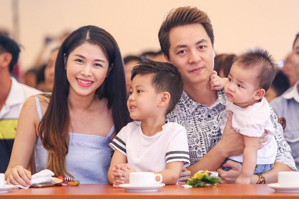 Hotmom Thủy Anh dạy con cách tiêu tiền, đưa ra thử thách 50k cuối cùng bất ngờ với thành quả cậu bé mang lại-5
