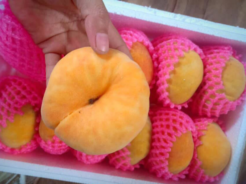 60.000 đồng một quả đào tiên ở chợ Hà Nội-2