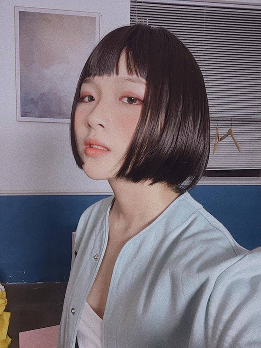 Nhan sắc cô gái 9X có nụ hôn đồng giới với Ánh Dương Về nhà đi con-11