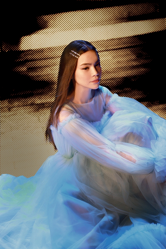 Hồ Ngọc Hà gây náo loạn với hình ảnh lạ mắt, đầy tính giải trí-3