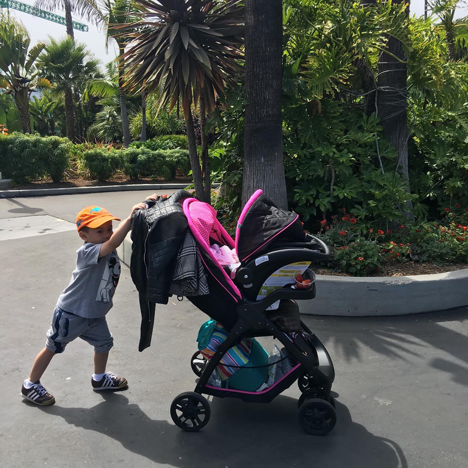 Con trai Ngô Kiến Huy được Thanh Thảo nhận nuôi suốt 8 năm giờ đã lớn bảnh bao, biết làm đủ việc nhà và chăm 3 em gái-3