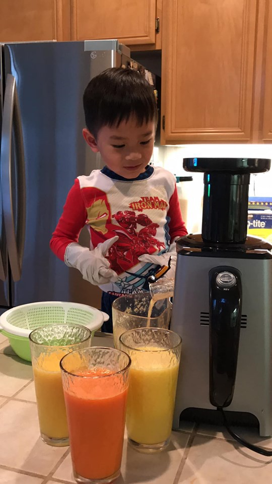 Con trai Ngô Kiến Huy được Thanh Thảo nhận nuôi suốt 8 năm giờ đã lớn bảnh bao, biết làm đủ việc nhà và chăm 3 em gái-8