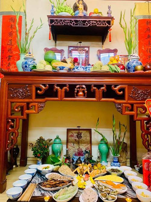 Diễn viên Hoa hồng trên ngực trái khoe mâm cúng Rằm cực đẹp, Vân Dung liền khen khéo nhất năm-2