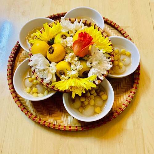 Diễn viên Hoa hồng trên ngực trái khoe mâm cúng Rằm cực đẹp, Vân Dung liền khen khéo nhất năm-5