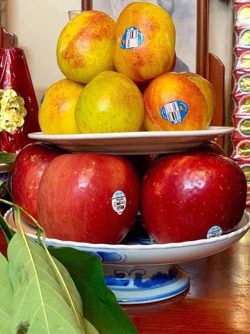 Diễn viên Hoa hồng trên ngực trái khoe mâm cúng Rằm cực đẹp, Vân Dung liền khen khéo nhất năm-7