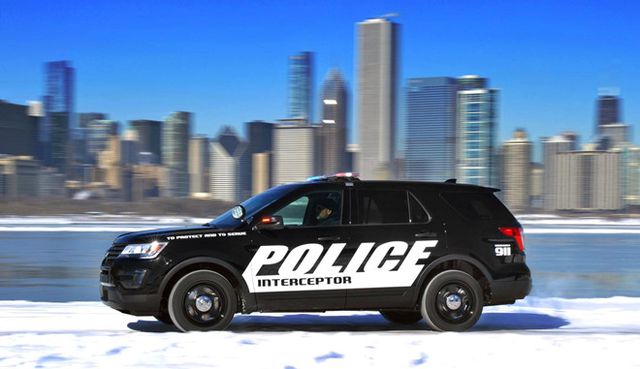 Ford bị cảnh sát Mỹ kiện vì khí thải rò rỉ vào trong xe gây nguy hiểm-1