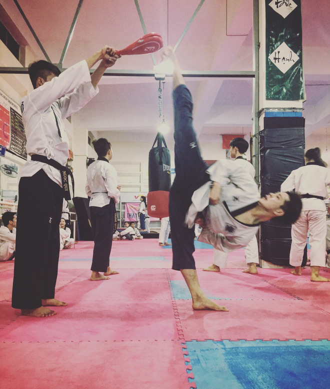 Chết đứ đừ trước vẻ điển trai baby của cựu sinh viên ĐH Tôn Đức Thắng, đã thế lại còn là kiện tướng Taekwondo quốc tế-4